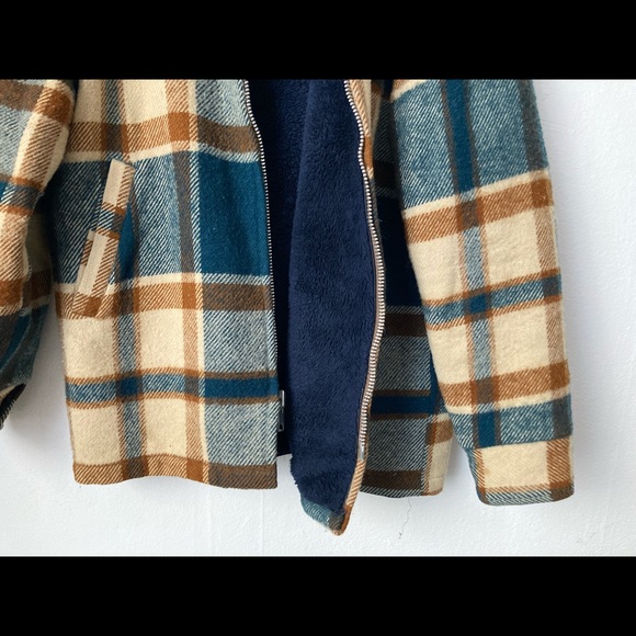 Turn-down Collar Plaid Teddy Jacket - Picture 2 of 2